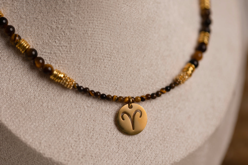 Collier ras de cou signe astrologique en oeil de tigre