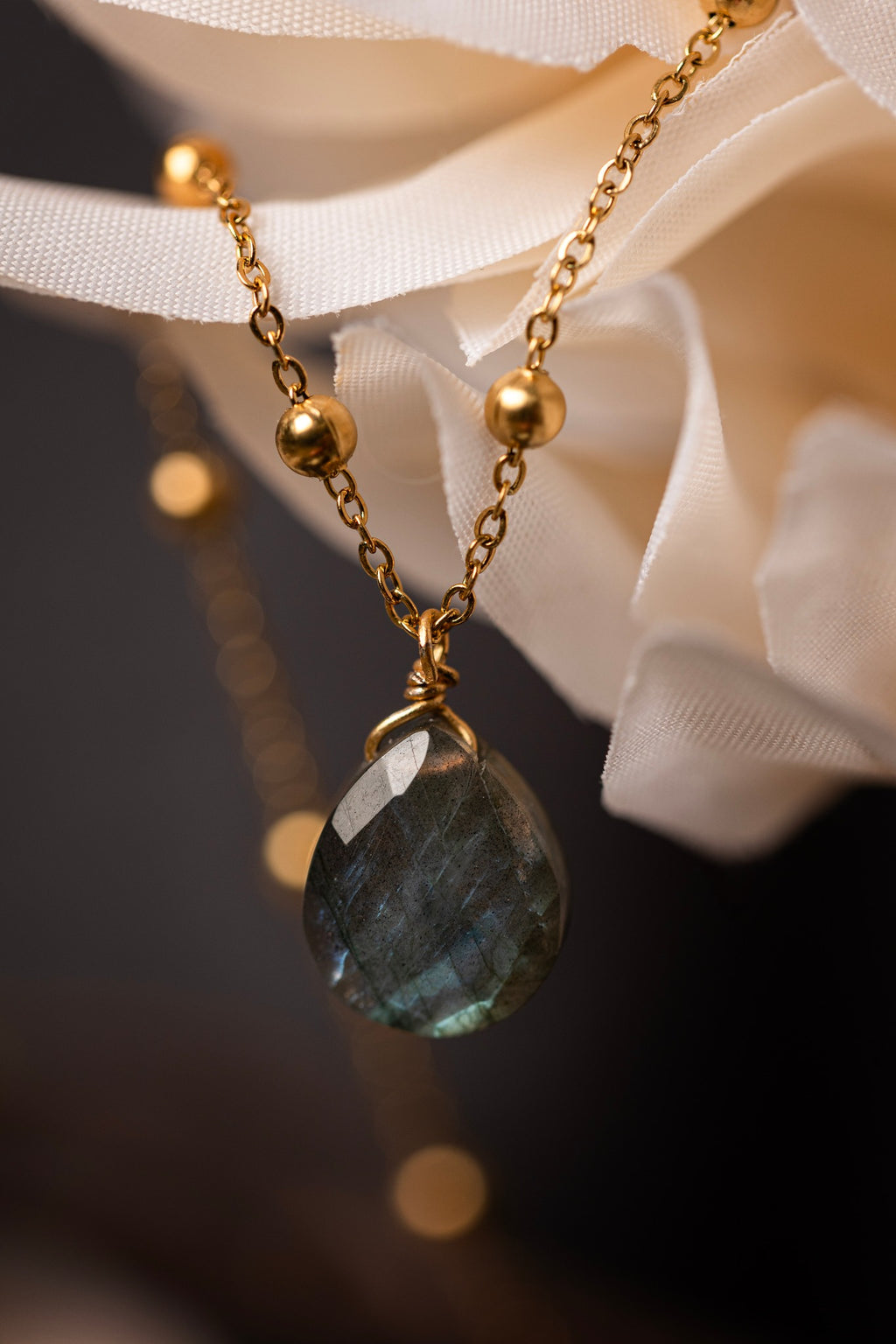 Collier goutte de labradorite